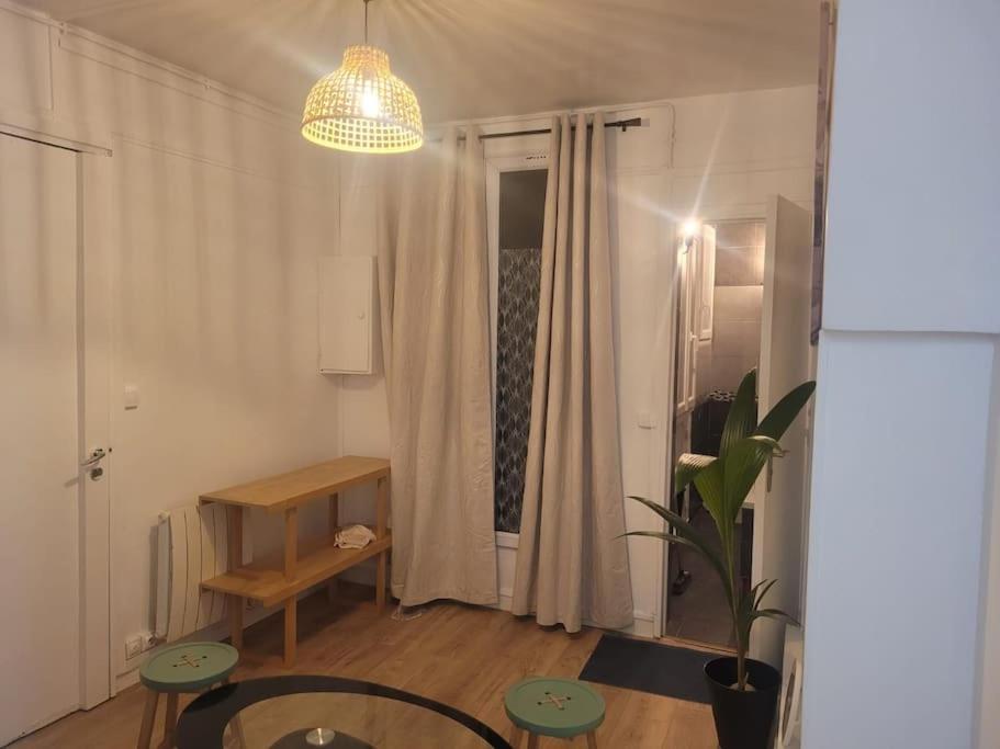 Apartment Pres De Montmartre *